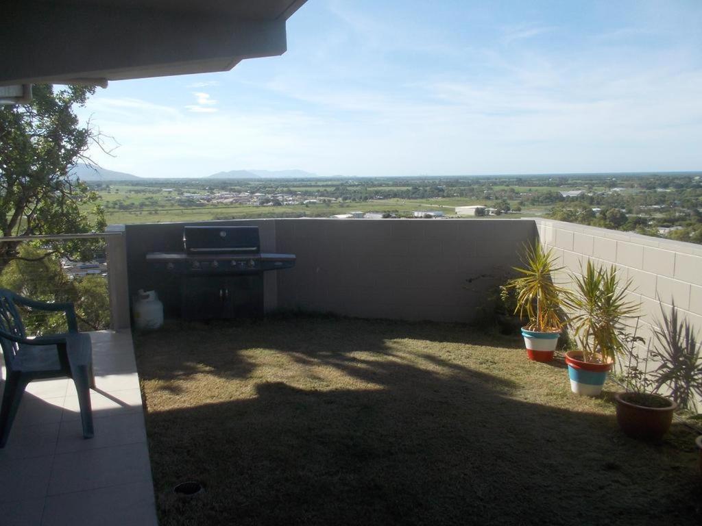 Margs Bed And Breakfast Bowen Luaran gambar